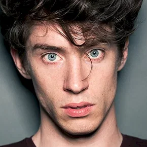 Photo star :  James Bloor