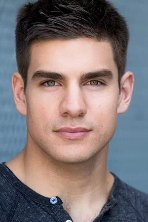  Alex Esola photo