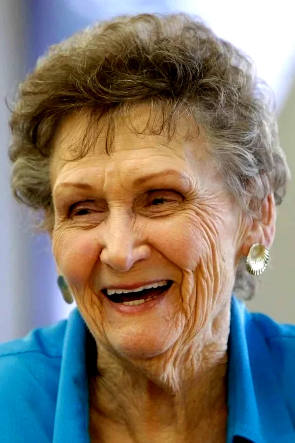  Margaret Bowman