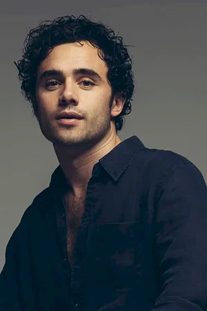  Toby Sebastian