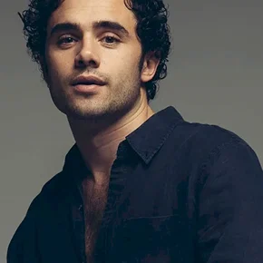 Photo star :  Toby Sebastian