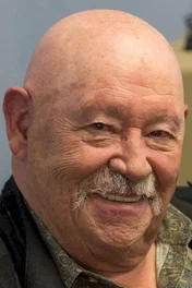  Barry Corbin