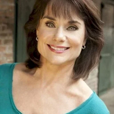  Kristine Samuelson