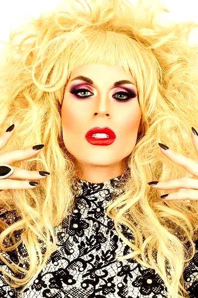  Katya