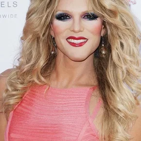 Photo star : Willam Belli