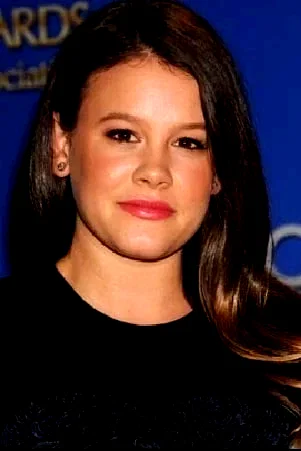 Sosie Bacon