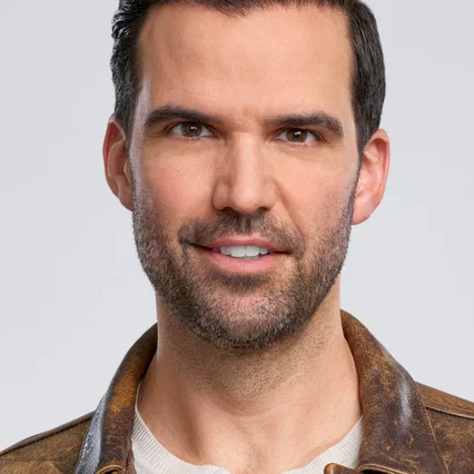 Benjamin Ayres