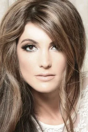 Julia Benson photo