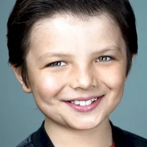 Photo star :  Brady Bond