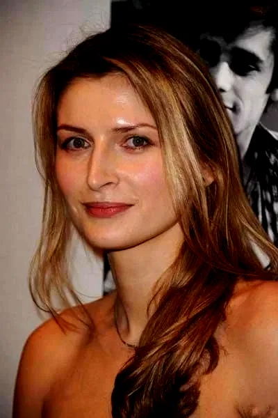  Véronica Novak