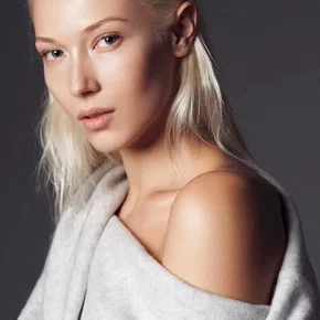 Photo star :  Alexandrina Turcan