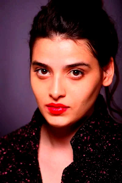  Manal Issa