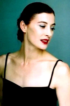  Marie-Agnès Gillot