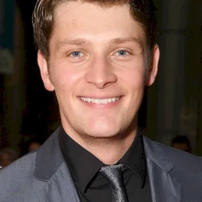 Photo star : Brett Dier
