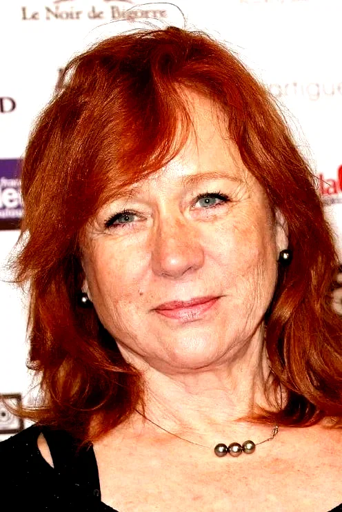  Eva Darlan