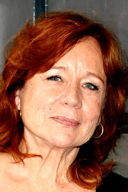  Eva Darlan