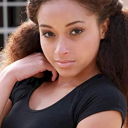  Shannon Destiny Ryan