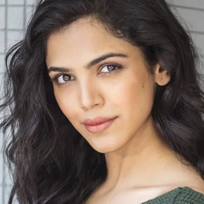 Photo star :  Shriya Pilgaonkar