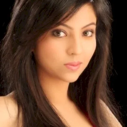 Barkha Singh