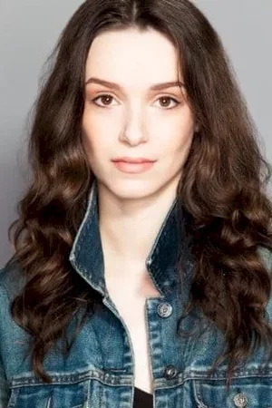  Alex Essoe photo
