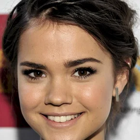 Photo star : Maia Mitchell