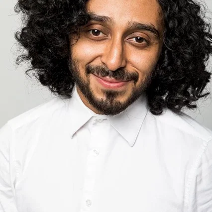  Mario Revolori