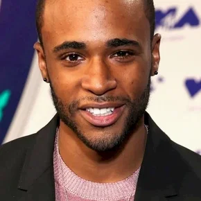 Photo star :  Khylin Rhambo