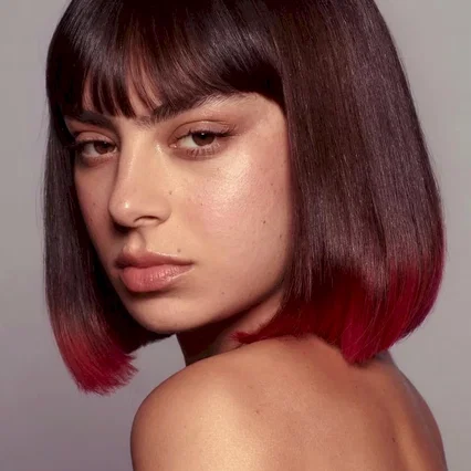  Charli XCX