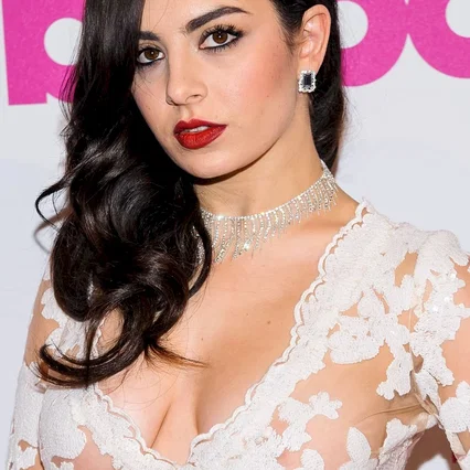  Charli XCX
