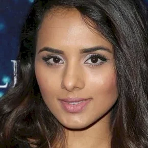 Photo star :  Aparna Brielle