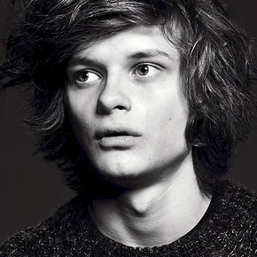 Photo star : Charlie Tahan