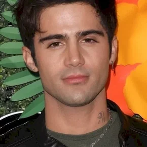 Photo star : Max Ehrich