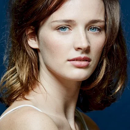  Airlie Dodds