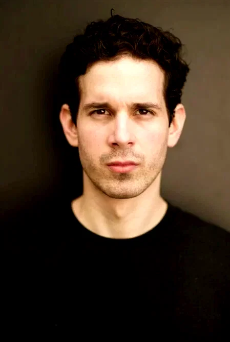  Hakim Faris