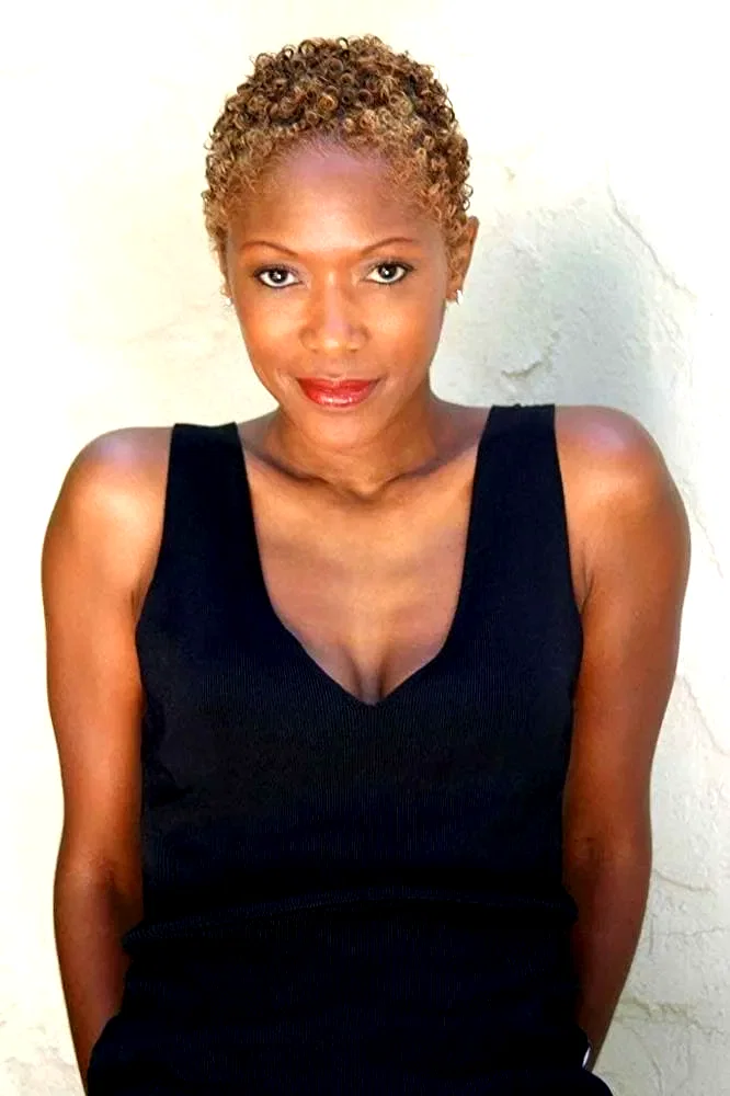 Shelley Robertson