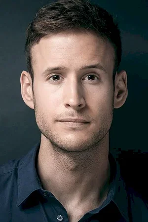  Kyle Buchanan