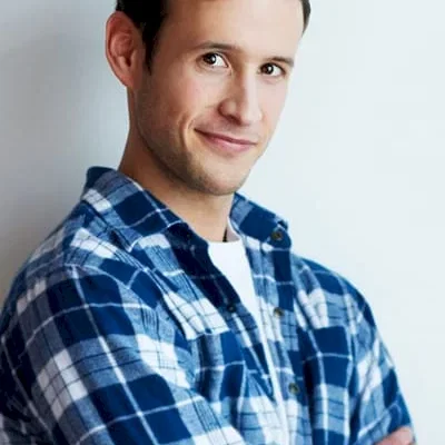  Kyle Buchanan