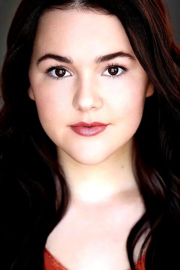  Scarlett Cowan