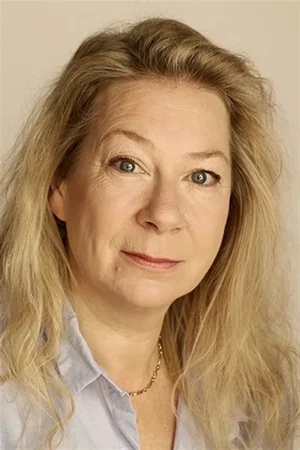 Ariane Pirie photo