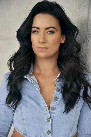  Libby Munro photo