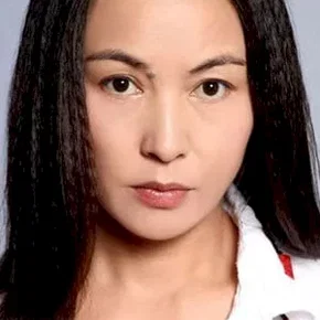 Photo star :  Ai Li-ya