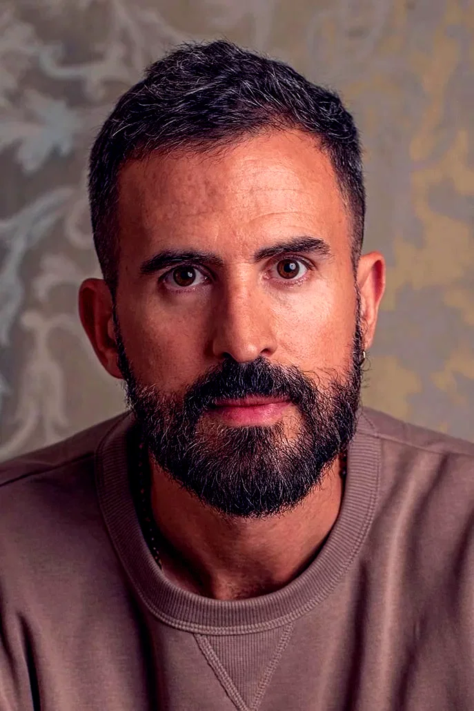  Lucio Castro