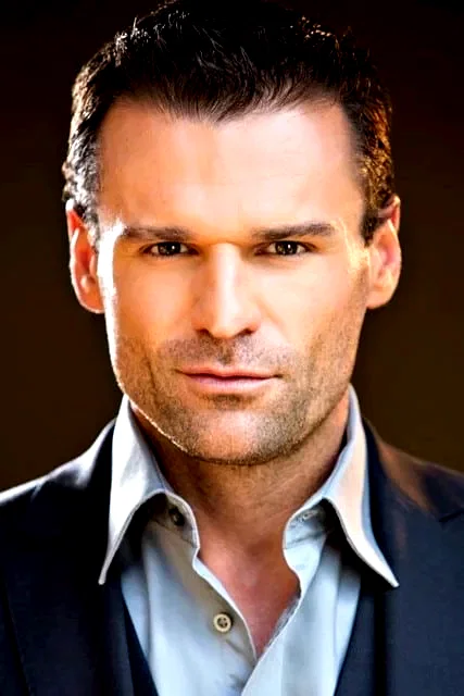  Stephen Dunlevy