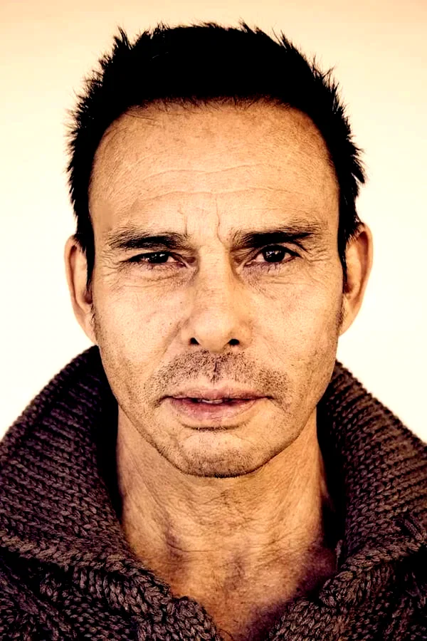  Raoul Max Trujillo
