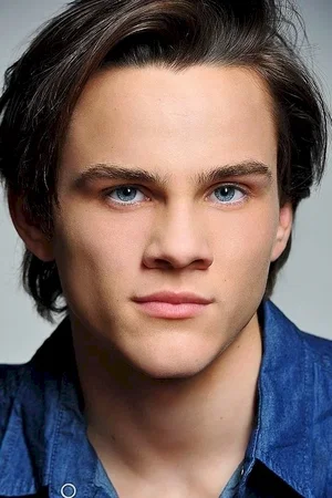  Alex Neustaedter