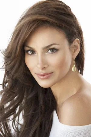  Patricia De Leon