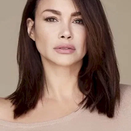  Patricia De Leon