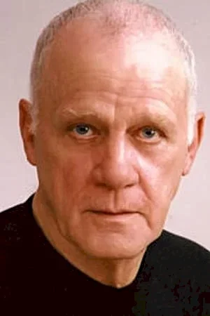 Leon Russom photo