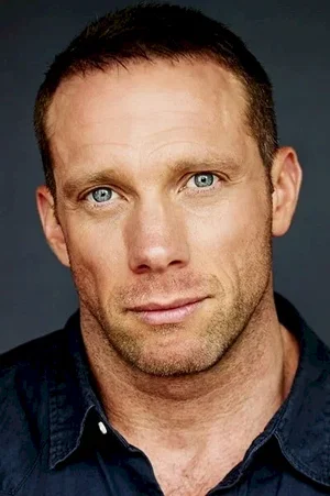 Gavin Fox photo