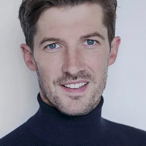 Photo star : Gwilym Lee